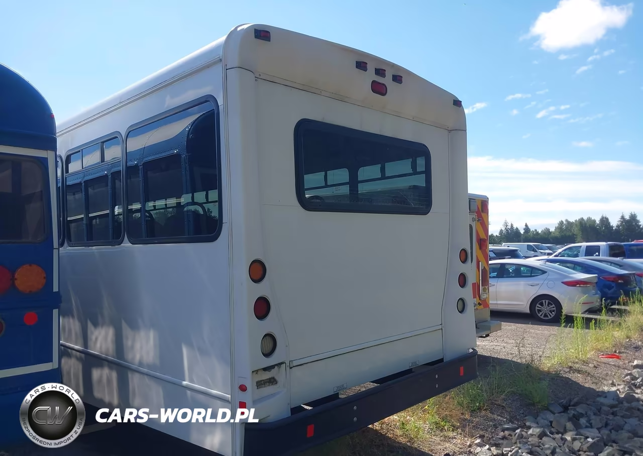 2017 Ford F-650 Diesel VIN:1FDXF6DC3HDB12196 - 16
