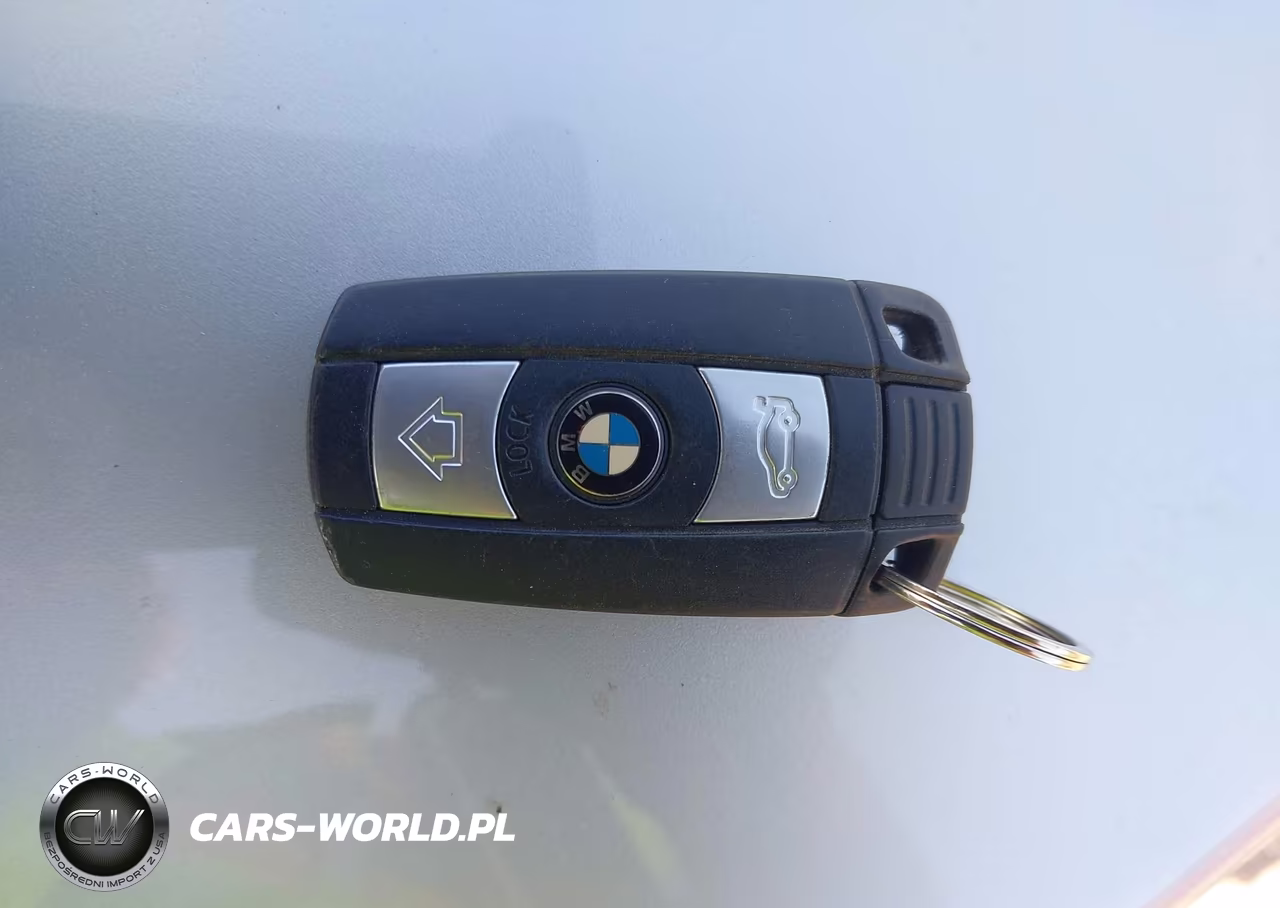 2009 BMW 550I VIN:WBANW53509CT55946 - 11