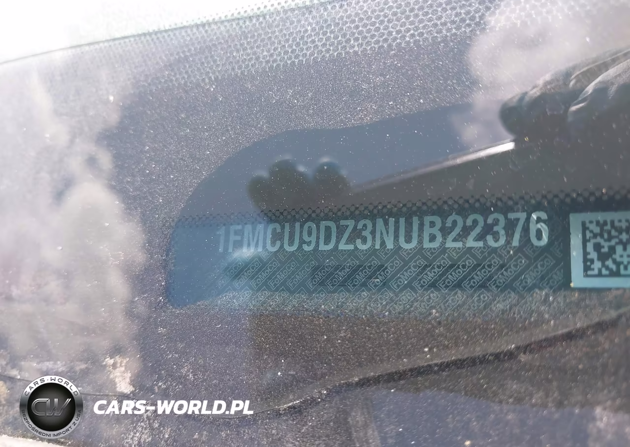 2022 Ford Escape Titanium Hybrid VIN:1FMCU9DZ3NUB22376 - 9