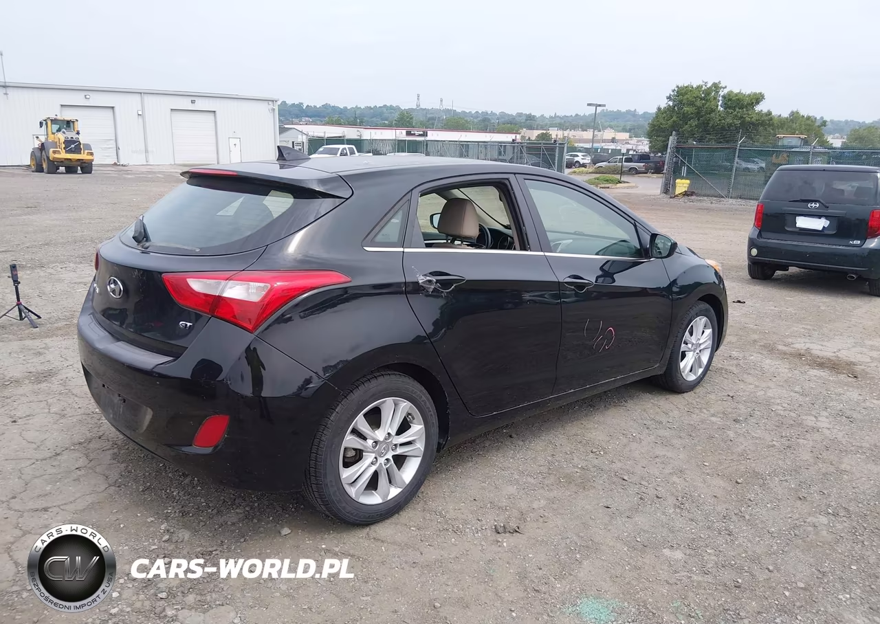 2013 Hyundai Elantra Gt VIN:KMHD35LE0DU109002 - 4