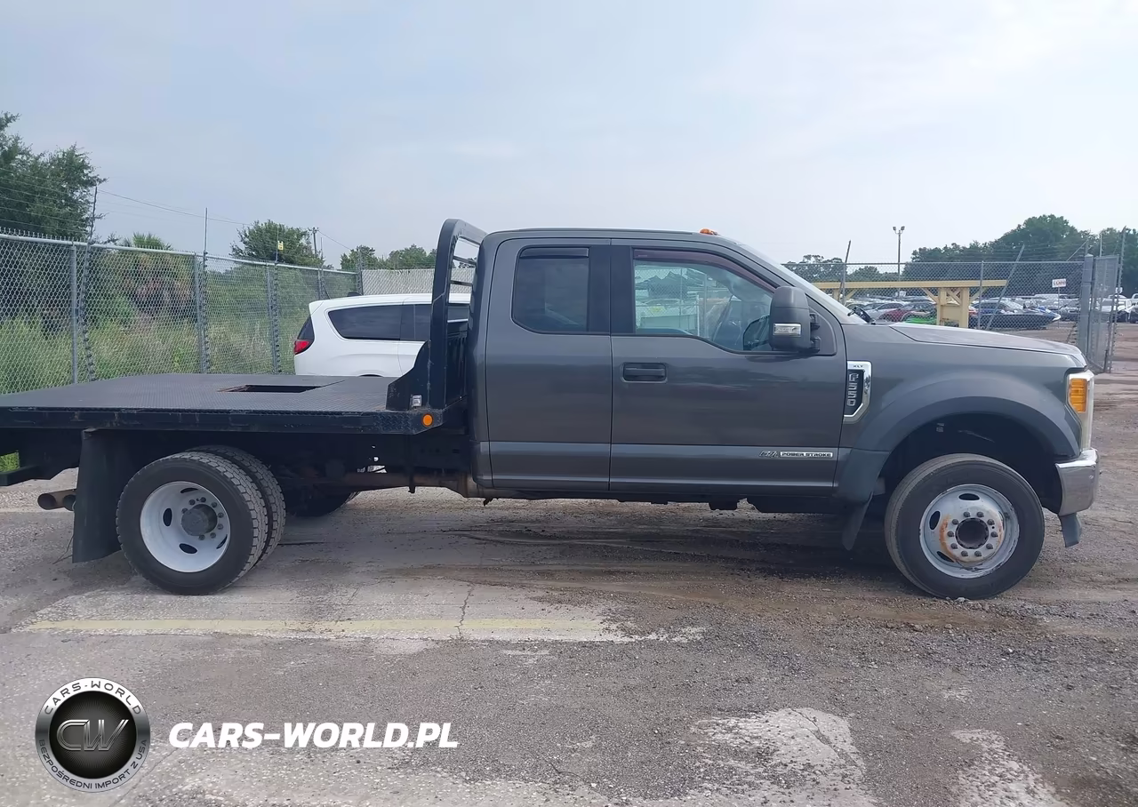 2017 Ford F-550 Chassis Xlt VIN:1FD0X5GT1HEC87268 - 13
