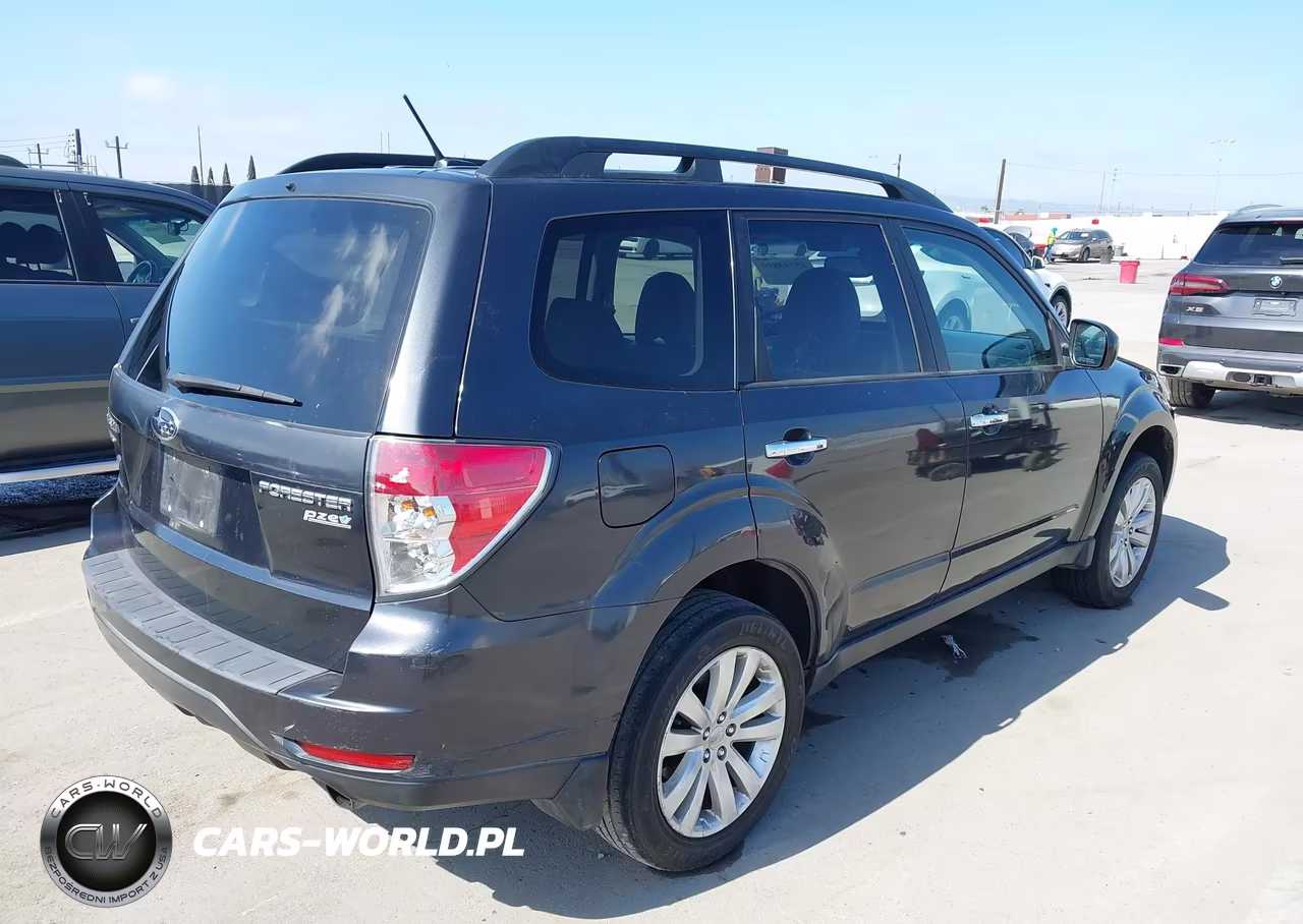 2011 Subaru Forester 2.5X Limited VIN:JF2SHAEC6BH709645 - 4