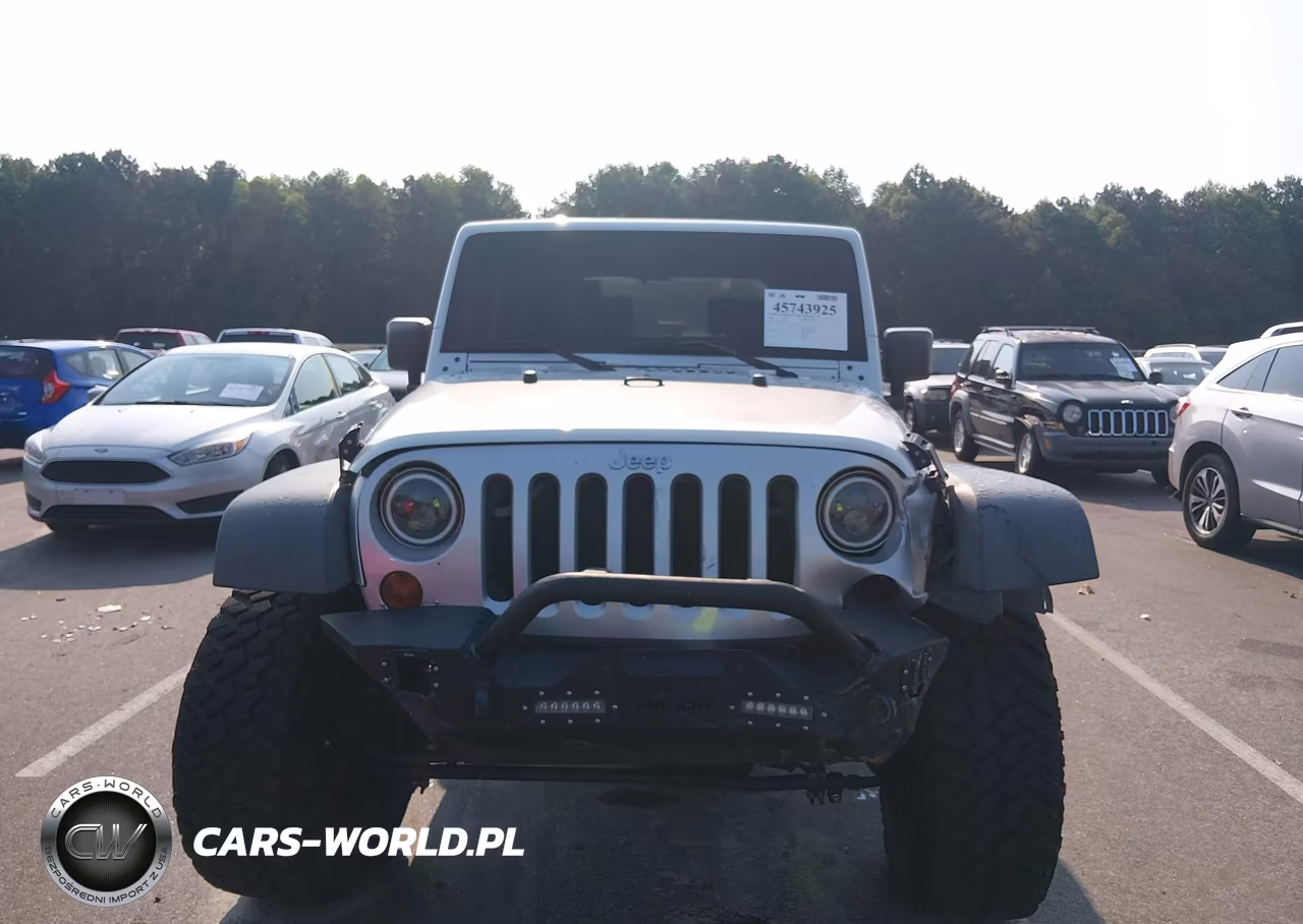 2009 Jeep Wrangler X VIN:1J4FA24139L728469 - 12