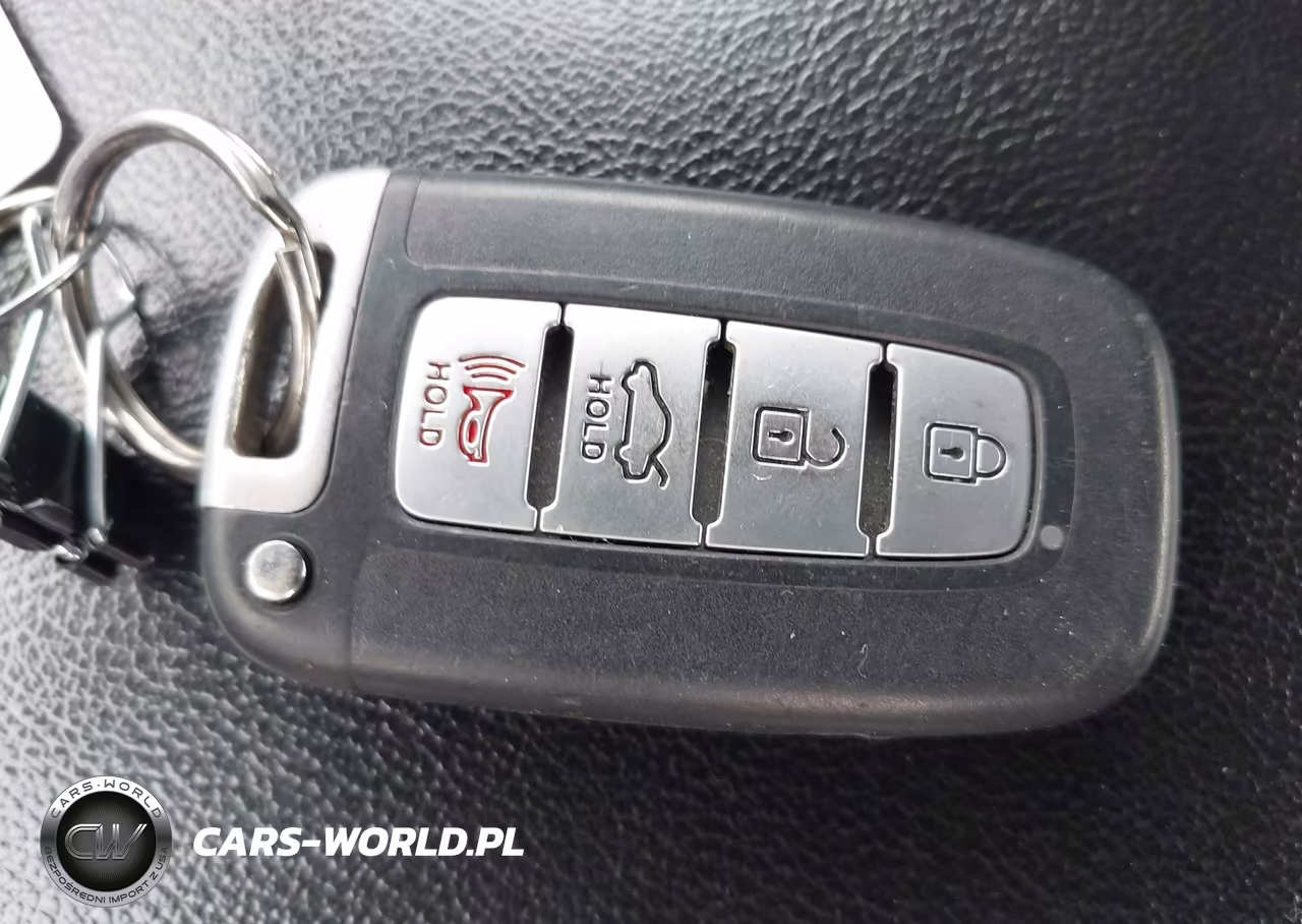 2011 Hyundai Sonata Hybrid VIN:KMHEC4A4XBA003048 - 11