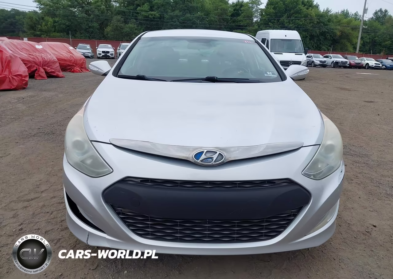 2011 Hyundai Sonata Hybrid VIN:KMHEC4A4XBA003048 - 12