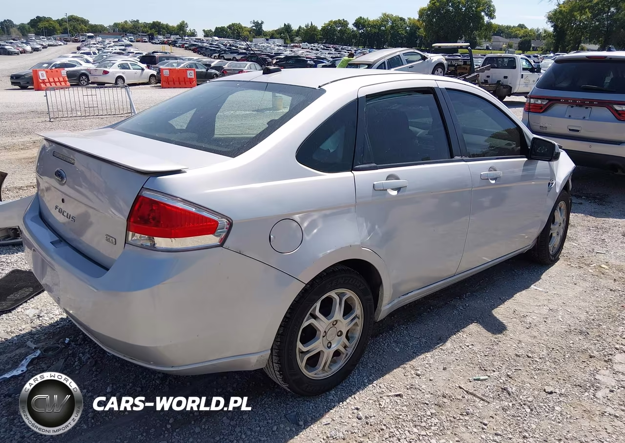 2008 Ford Focus Se-Ses VIN:1FAHP35N68W294135 - 4