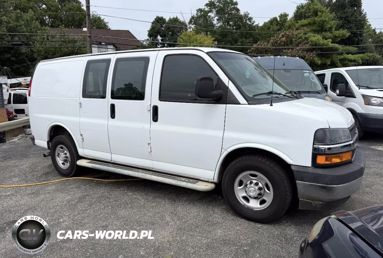 2018 Chevrolet Express 2500 Delivery Van