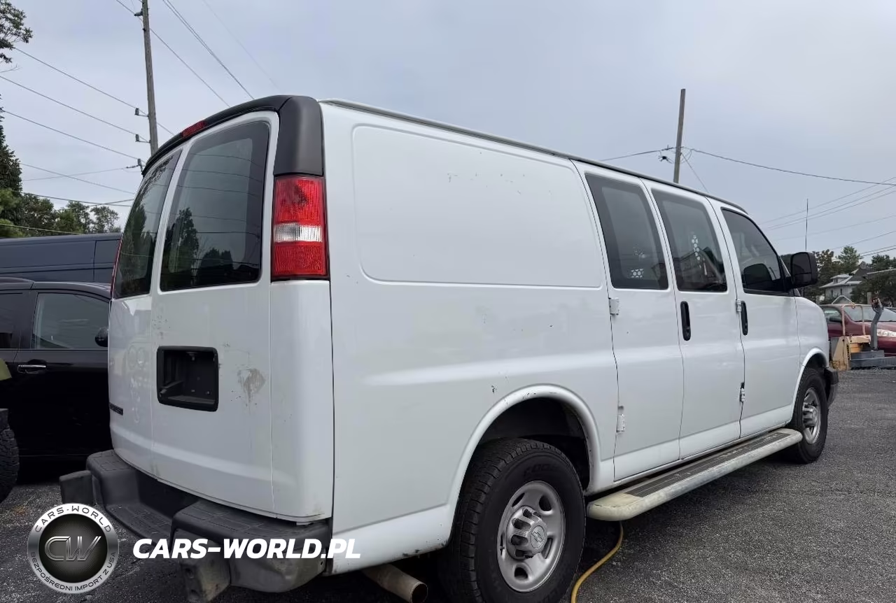 2018 Chevrolet Express 2500 Delivery Van VIN:1GCWGAFG2J1908476 - 4