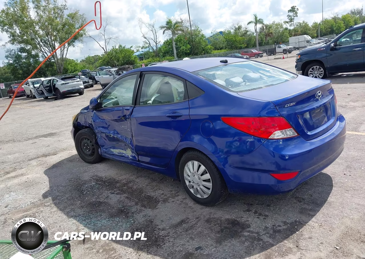 2013 Hyundai Accent Gls VIN:KMHCT4AE2DU359656 - 3