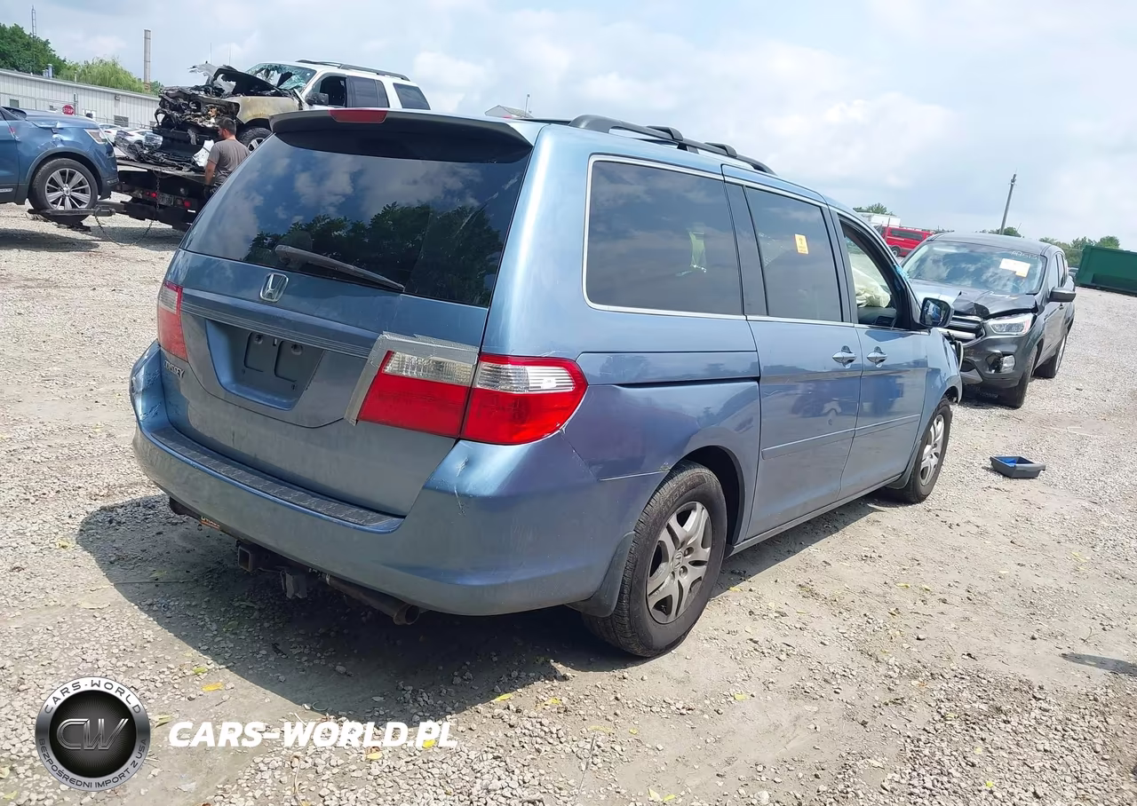 2007 Honda Odyssey Ex-L VIN:5FNRL38767B125856 - 4