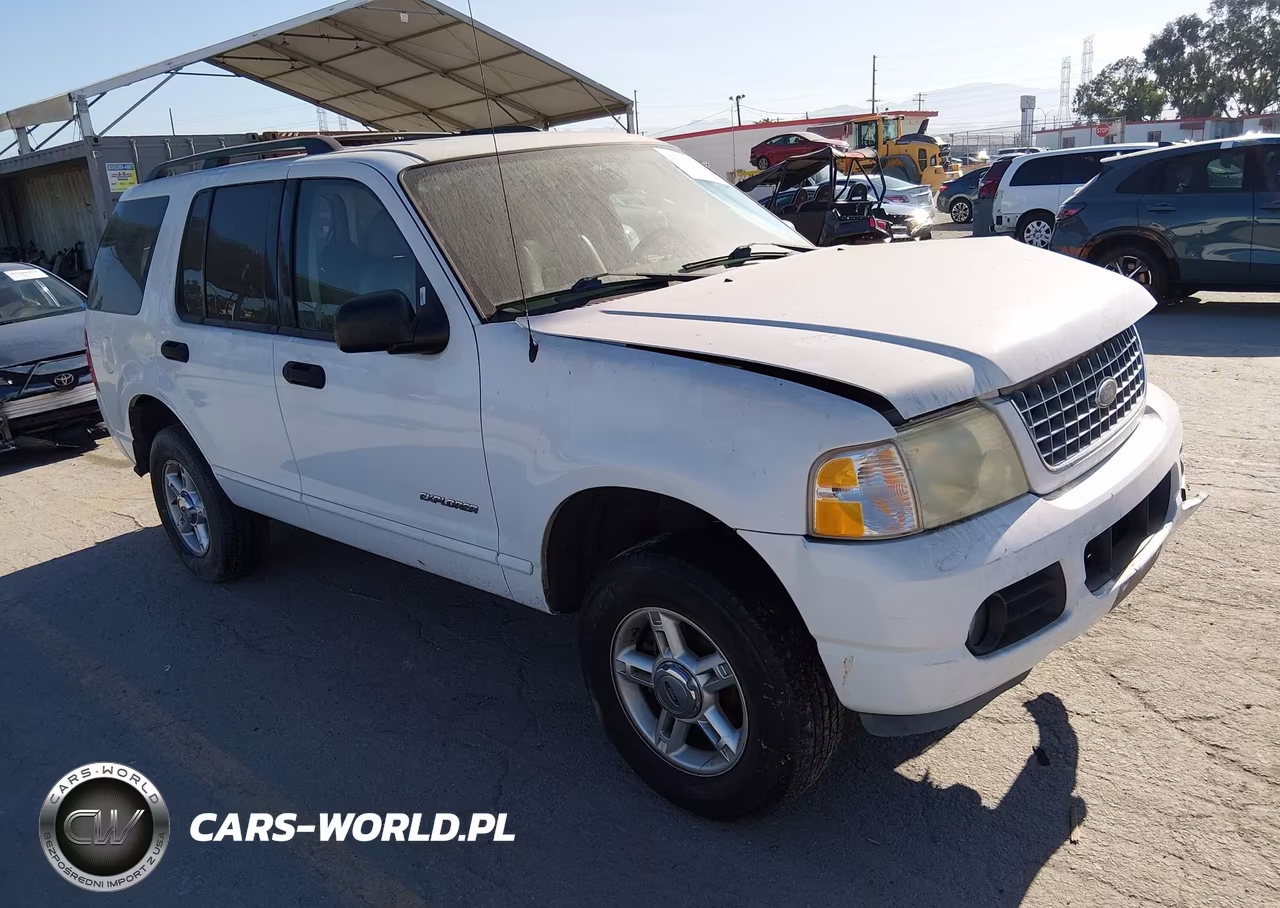 2004 Ford Explorer Xlt