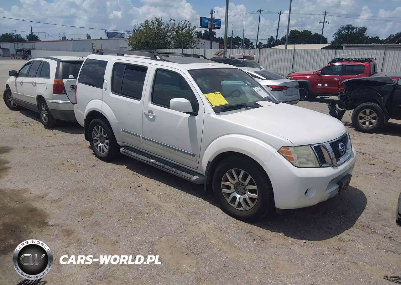 2009 Nissan Pathfinder Le