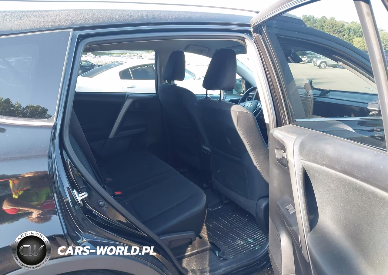 2017 Toyota Rav4 Le VIN:2T3BFREV8HW564874 - 8
