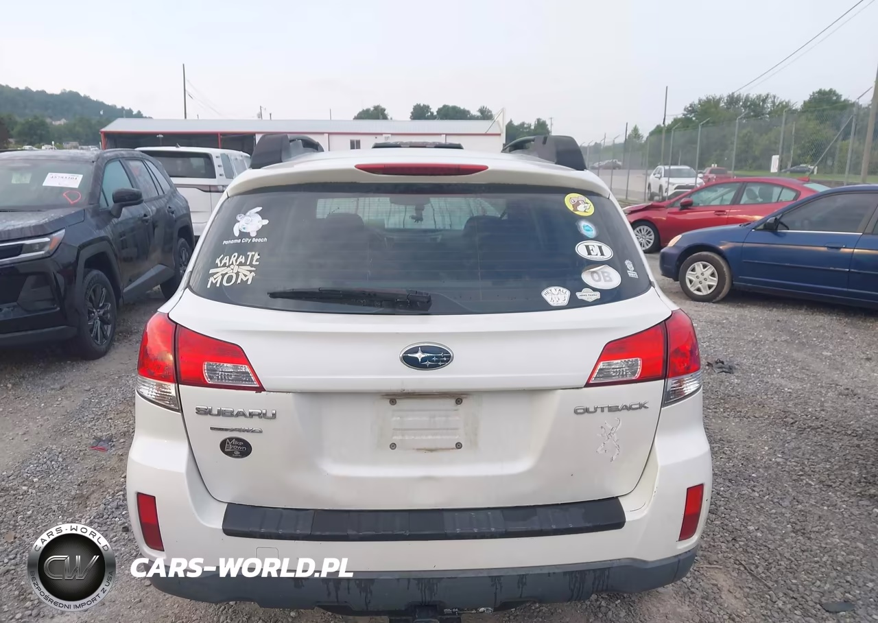 2014 Subaru Outback 2.5I VIN:4S4BRCAC6E3318280 - 16