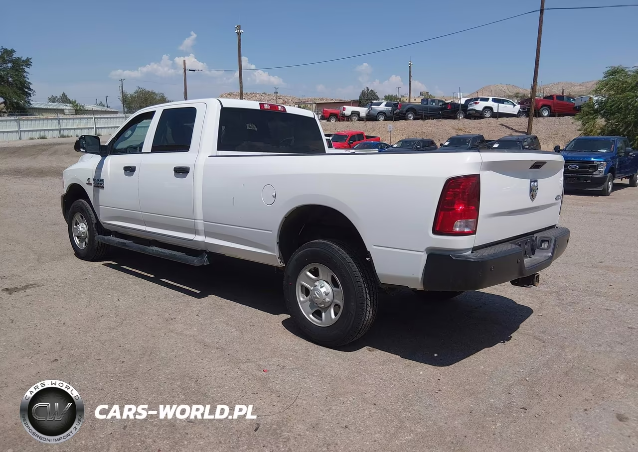 2017 Ram 2500 Tradesman 4X4 8' Box VIN:3C6UR5HL3HG678405 - 3
