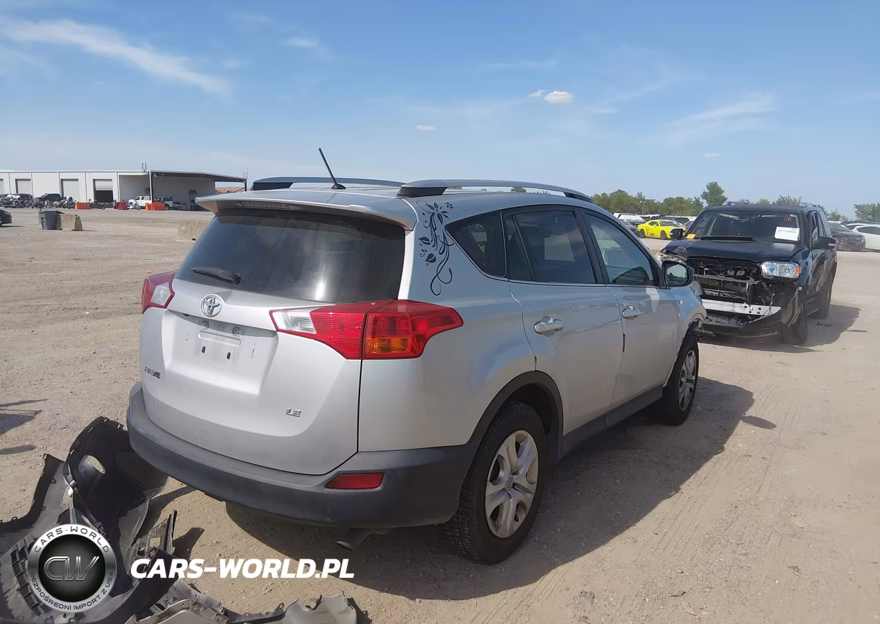 2014 Toyota Rav4 Le VIN:JTMZFREV9EJ005052 - 4