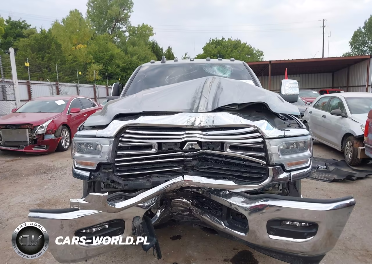 2024 Ram 3500 Laramie 4X4 8' Box VIN:3C63RRJL7RG333649 - 12