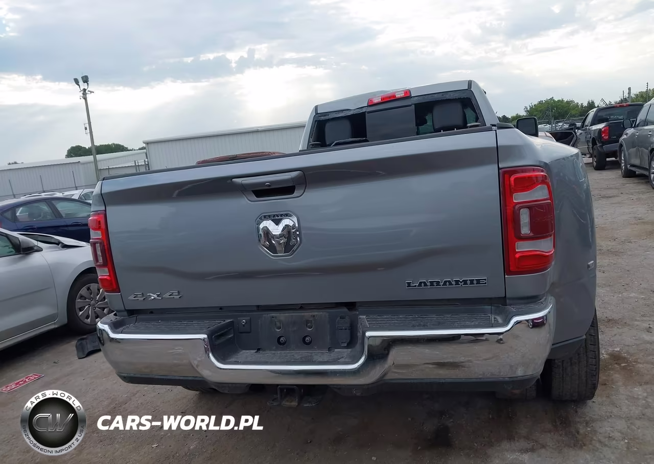 2024 Ram 3500 Laramie 4X4 8' Box VIN:3C63RRJL7RG333649 - 15