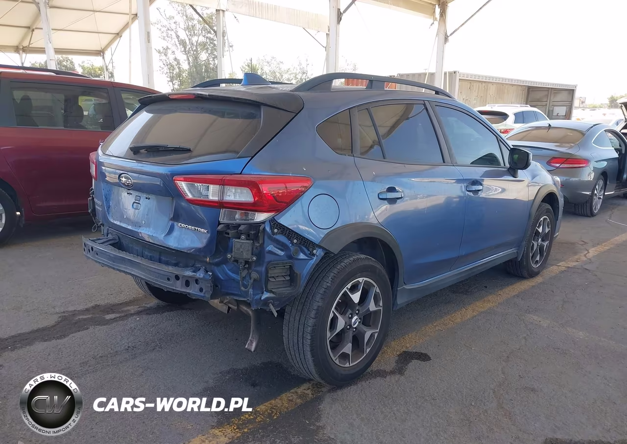 2018 Subaru Crosstrek 2.0I Premium VIN:JF2GTADC2J8281299 - 4