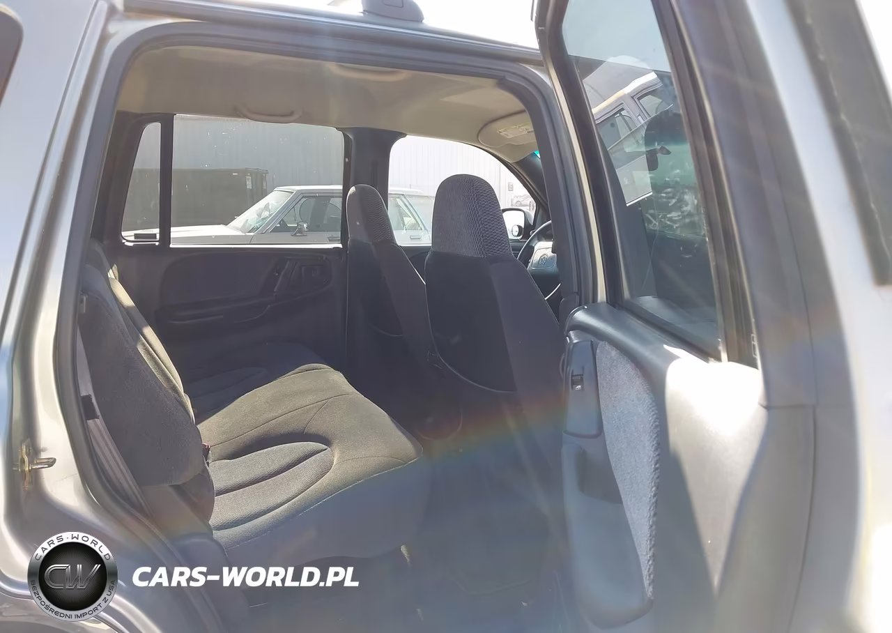 2000 Dodge Durango VIN:1B4HS28N8YF236149 - 8