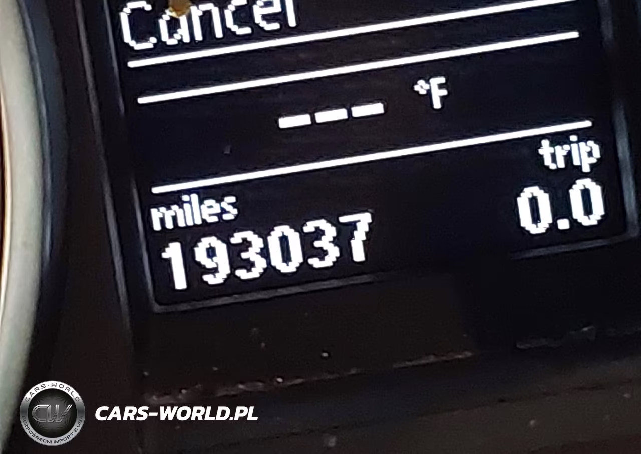 2012 Volkswagen Golf 2.5L 4-Door VIN:WVWDB7AJ3CW005593 - 15
