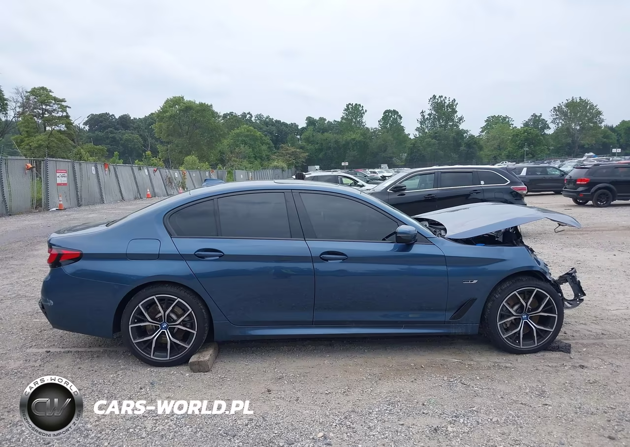 2023 BMW 530E xDrive VIN:WBA33AG06PCL98451 - 13