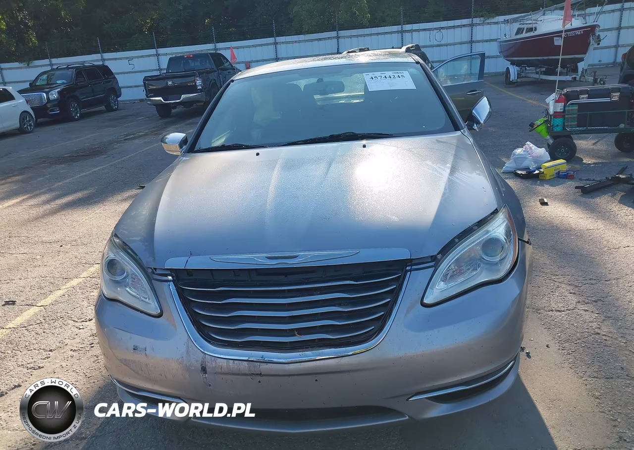 2013 Chrysler 200 Touring VIN:1C3CCBBB9DN509810 - 13