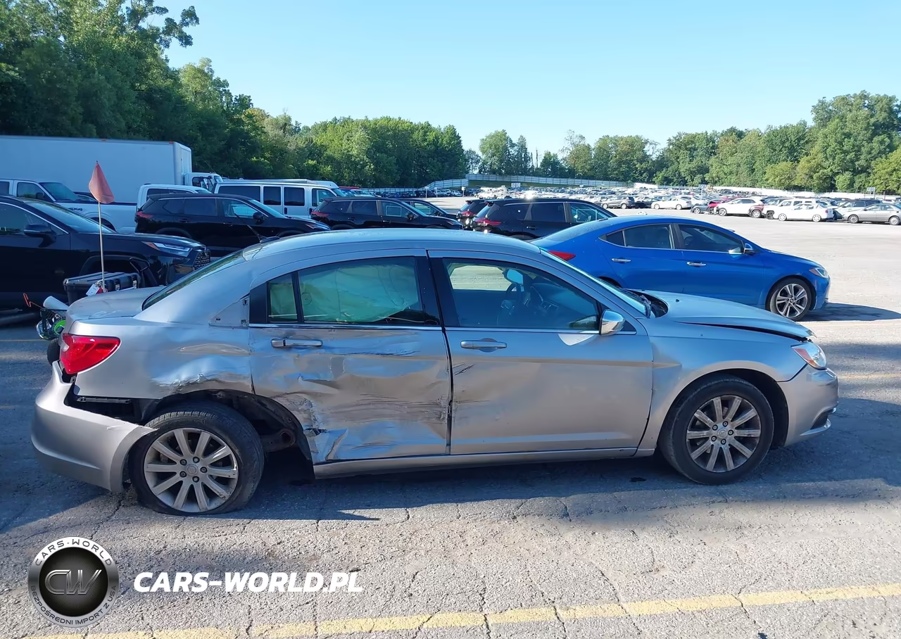 2013 Chrysler 200 Touring VIN:1C3CCBBB9DN509810 - 14