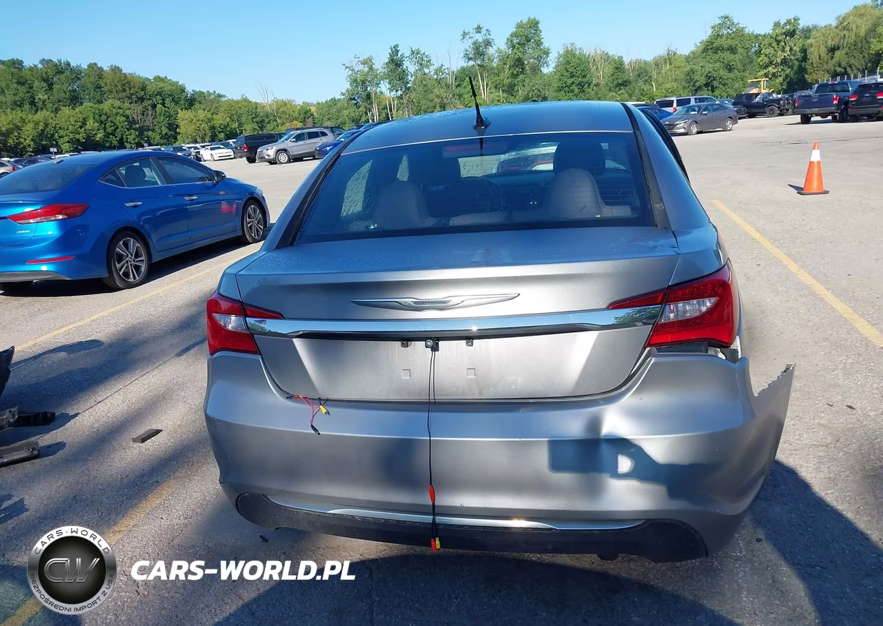 2013 Chrysler 200 Touring VIN:1C3CCBBB9DN509810 - 17