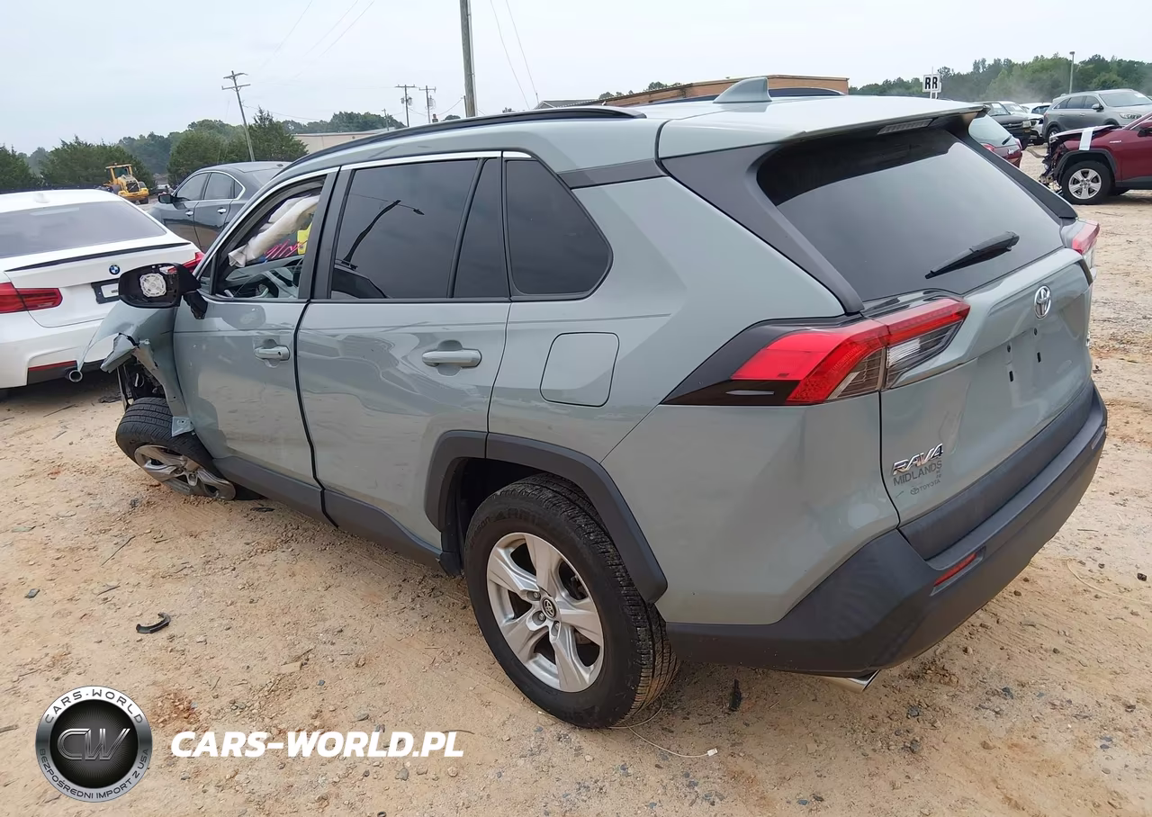 2019 Toyota Rav4 Xle VIN:2T3W1RFV9KW055978 - 3