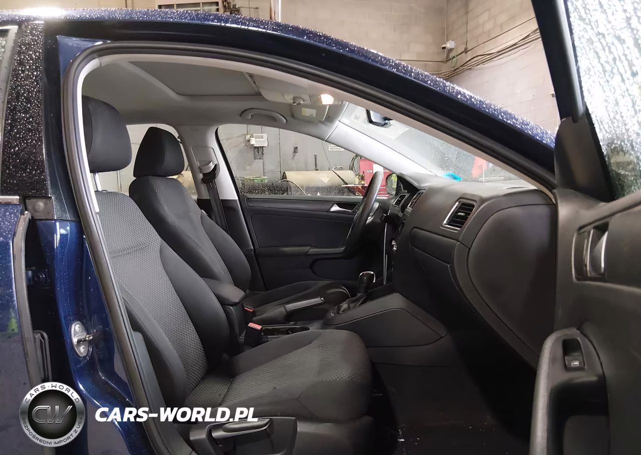 2012 Volkswagen Jetta 2.0L S VIN:3VW2K7AJ3CM353284 - 5