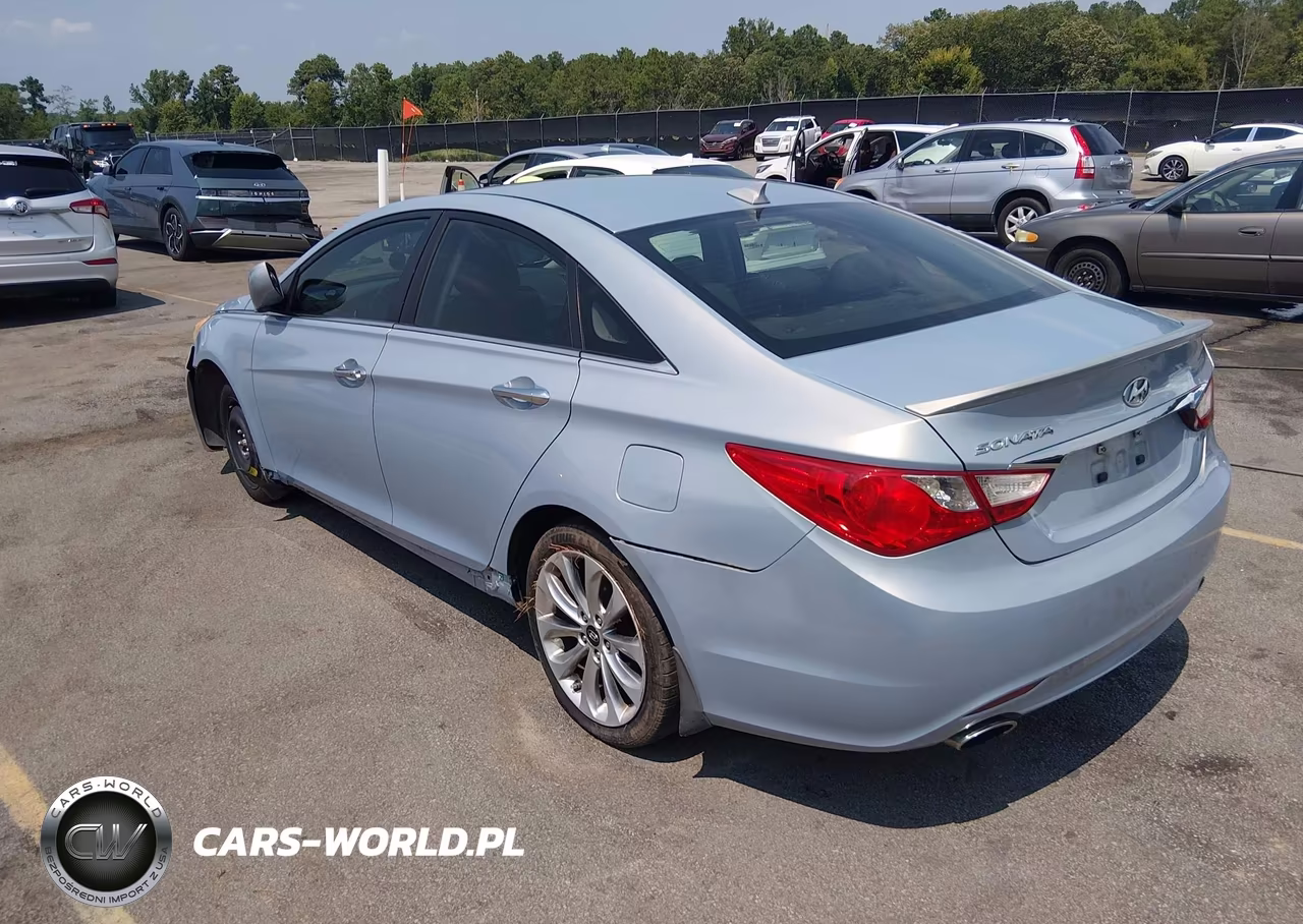 2013 Hyundai Sonata Se VIN:5NPEC4AC2DH659008 - 3