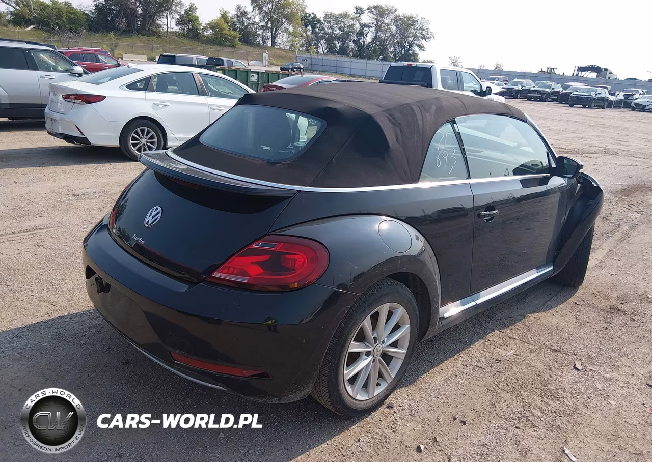 2019 Volkswagen Beetle VIN:3VW5DAAT7KM502557 - 4