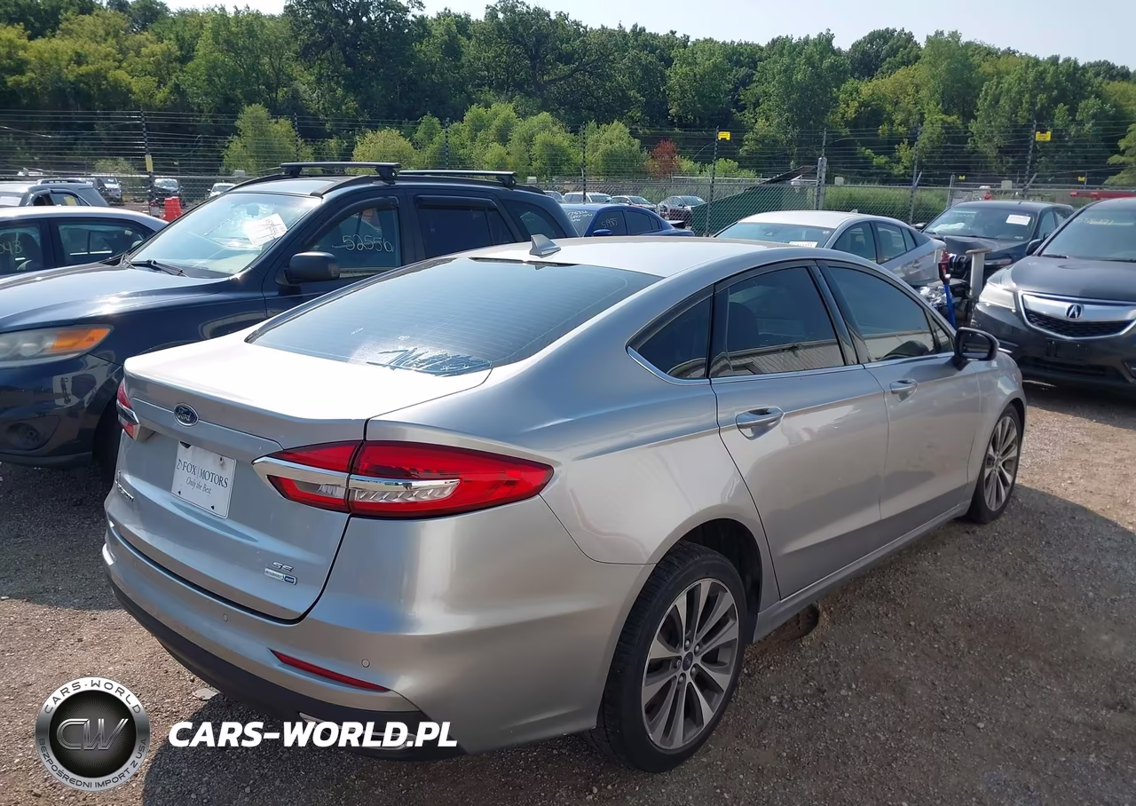 2020 Ford Fusion Se VIN:3FA6P0T98LR180094 - 4