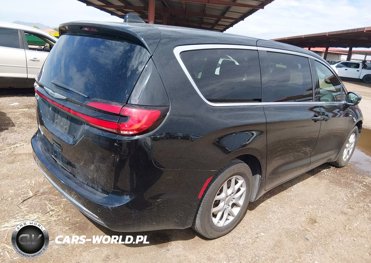 2025 Chrysler Pacifica Select VIN:2C4RC1BG9SR526800 - 4
