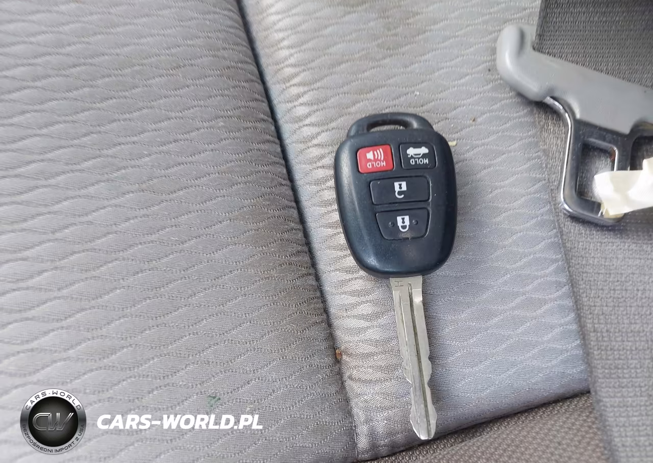 2016 Toyota Corolla Le VIN:5YFBURHEXGP382720 - 11