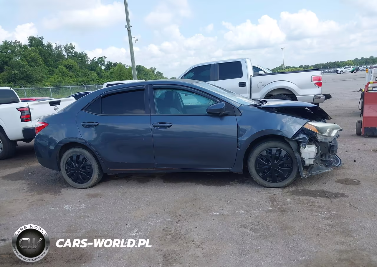 2016 Toyota Corolla Le VIN:5YFBURHEXGP382720 - 14