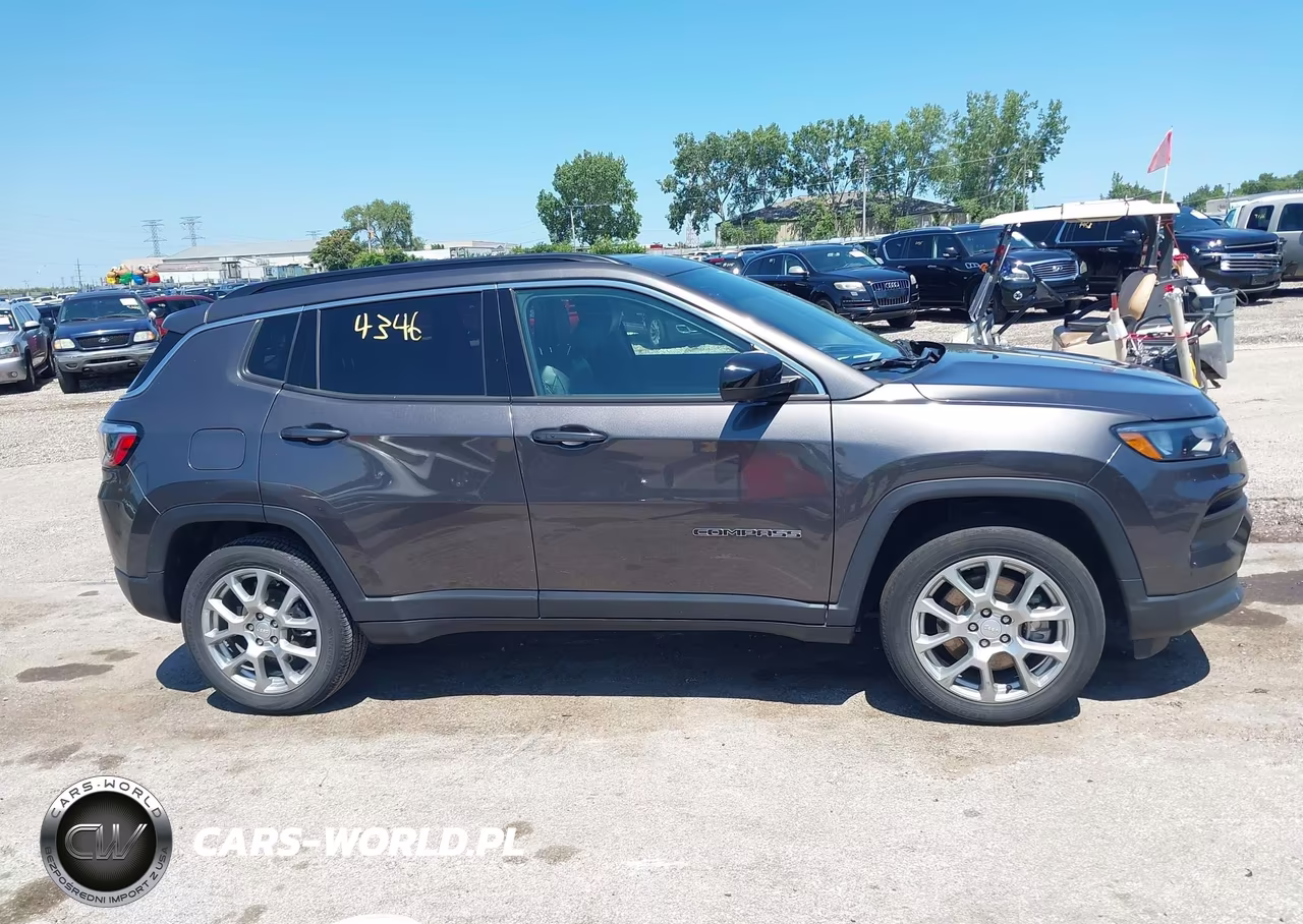 2023 Jeep Compass Latitude Lux Fwd VIN:3C4NJDFN7PT512977 - 13