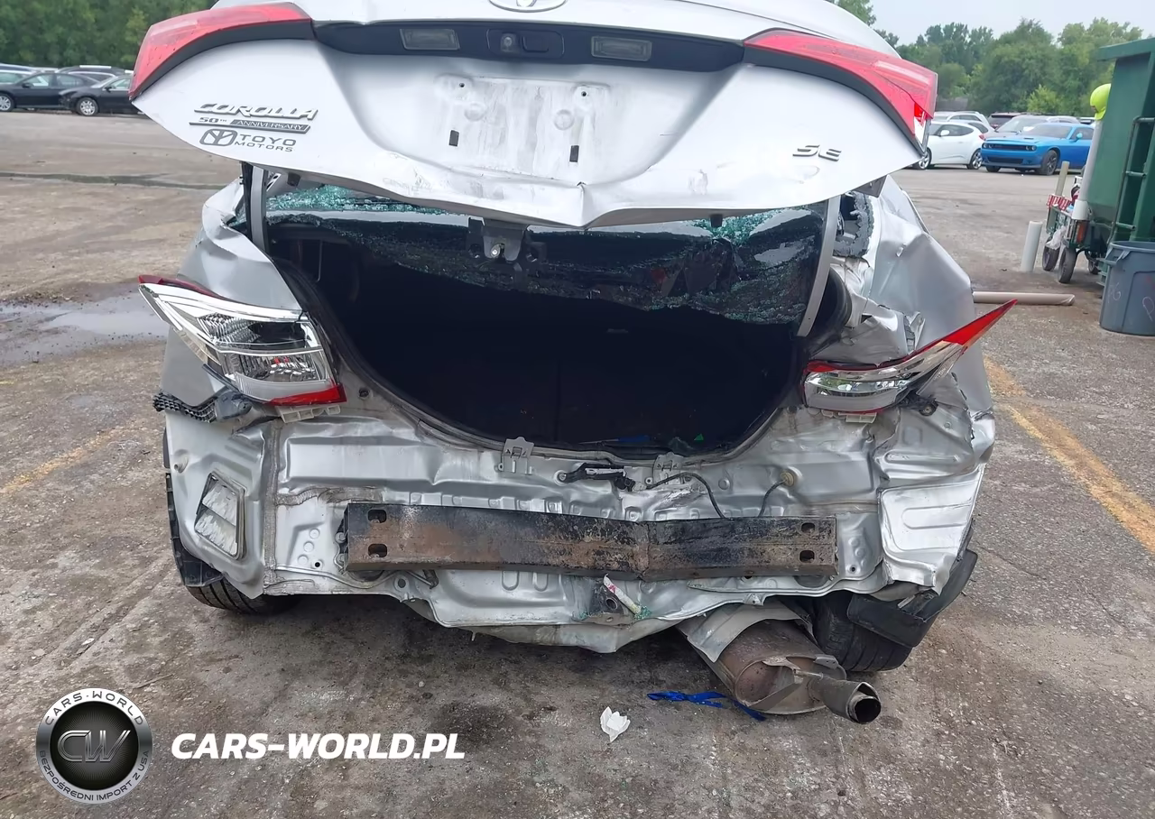 2017 Toyota Corolla Se Special Edition VIN:5YFBURHE0HP616395 - 6