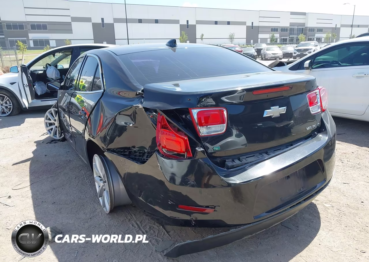 2015 Chevrolet Malibu 2Lt VIN:1G11D5SL0FF315943 - 3