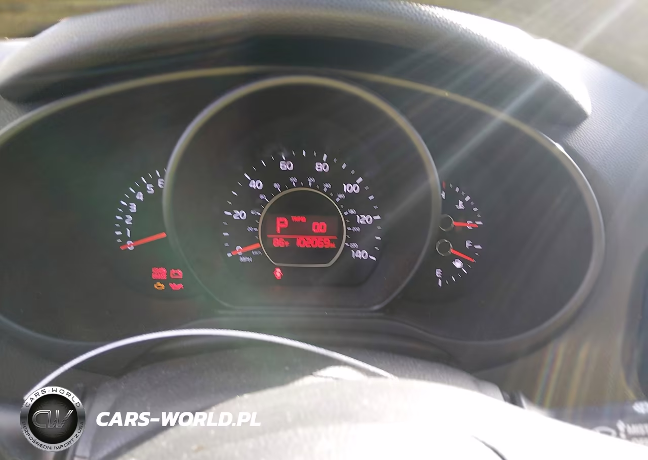 2015 Kia Soul VIN:KNDJN2A26F7205971 - 7
