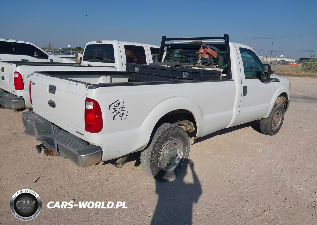 2013 Ford F-250 Xl VIN:1FTBF2B68DEB72841 - 4
