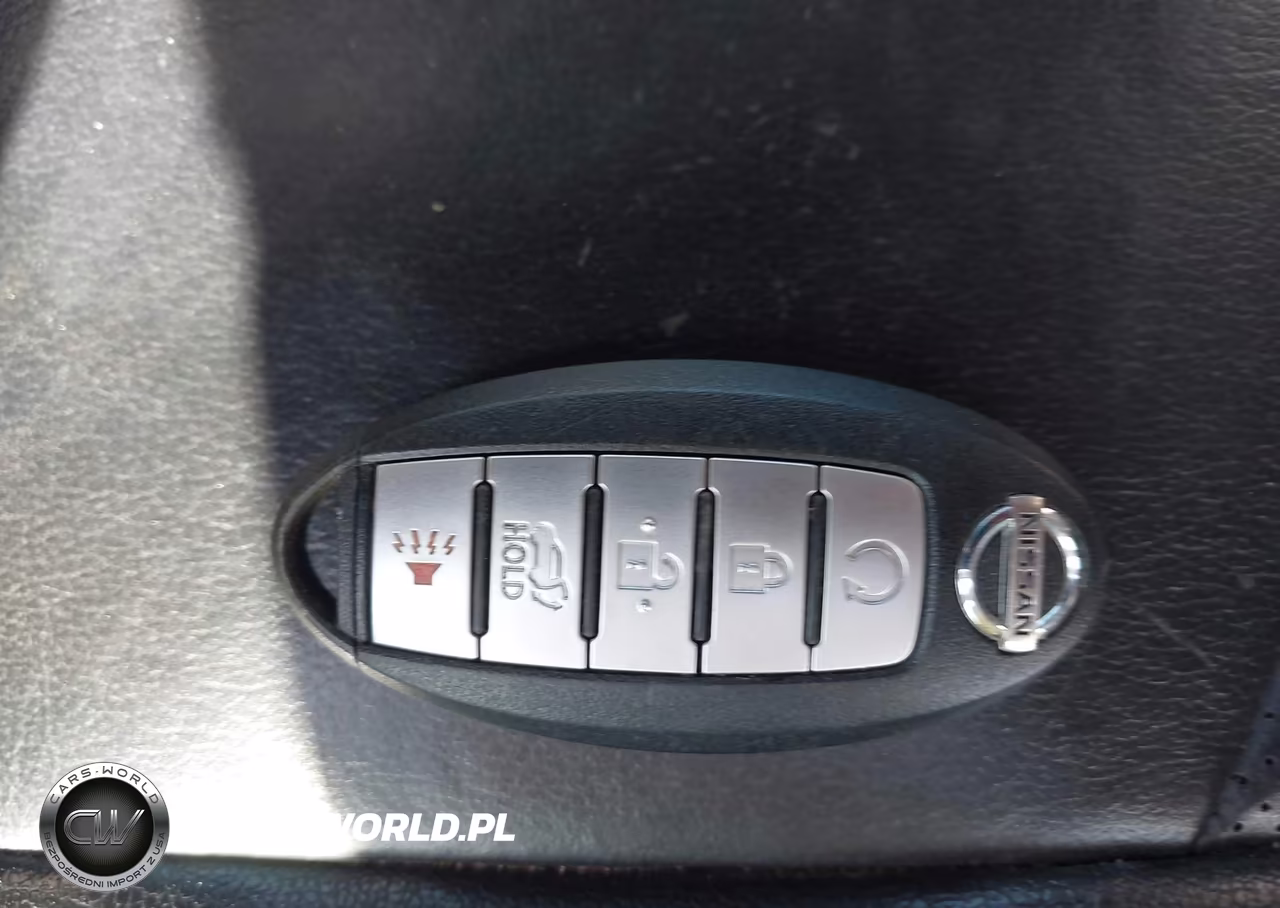 2015 Nissan Pathfinder Platinum VIN:5N1AR2MM7FC626831 - 11