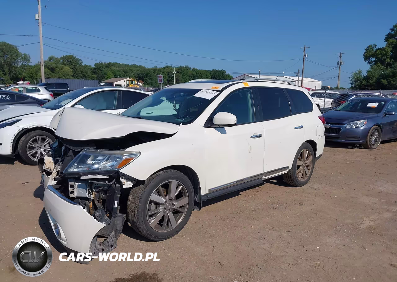 2015 Nissan Pathfinder Platinum VIN:5N1AR2MM7FC626831 - 2