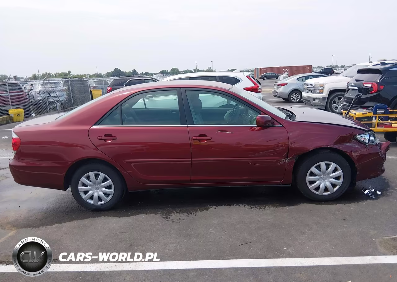 2005 Toyota Camry Le VIN:4T1BE32K85U053681 - 12