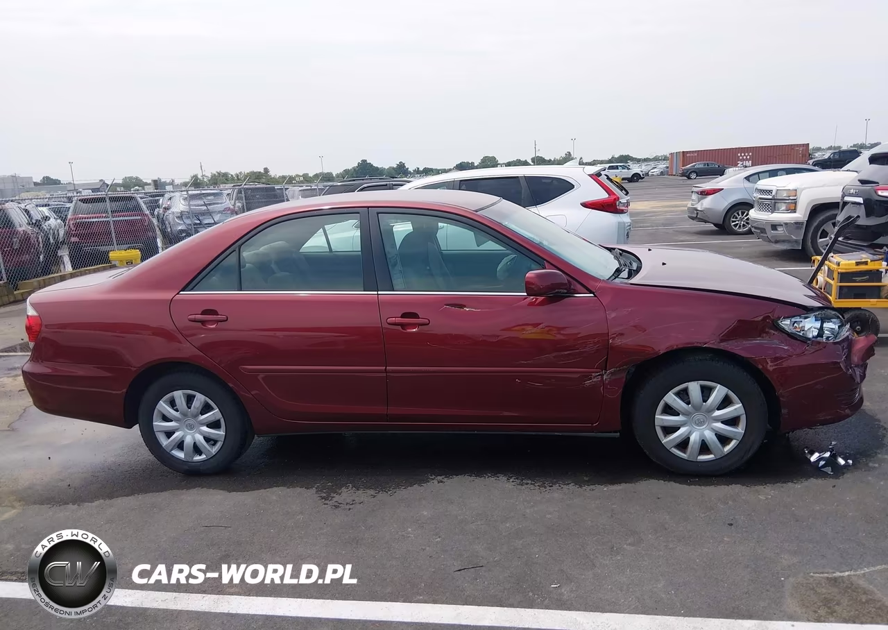 2005 Toyota Camry Le VIN:4T1BE32K85U053681 - 16