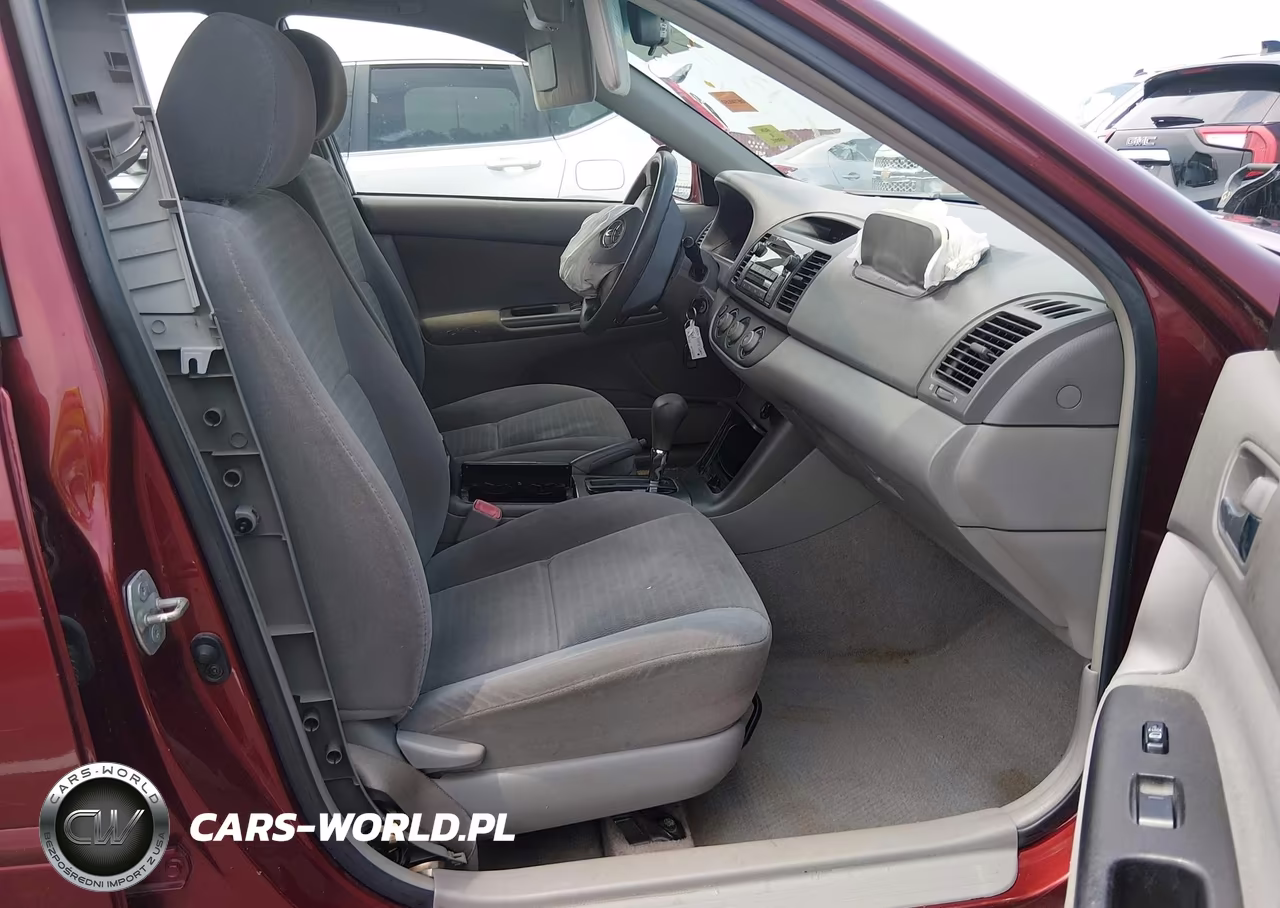 2005 Toyota Camry Le VIN:4T1BE32K85U053681 - 5