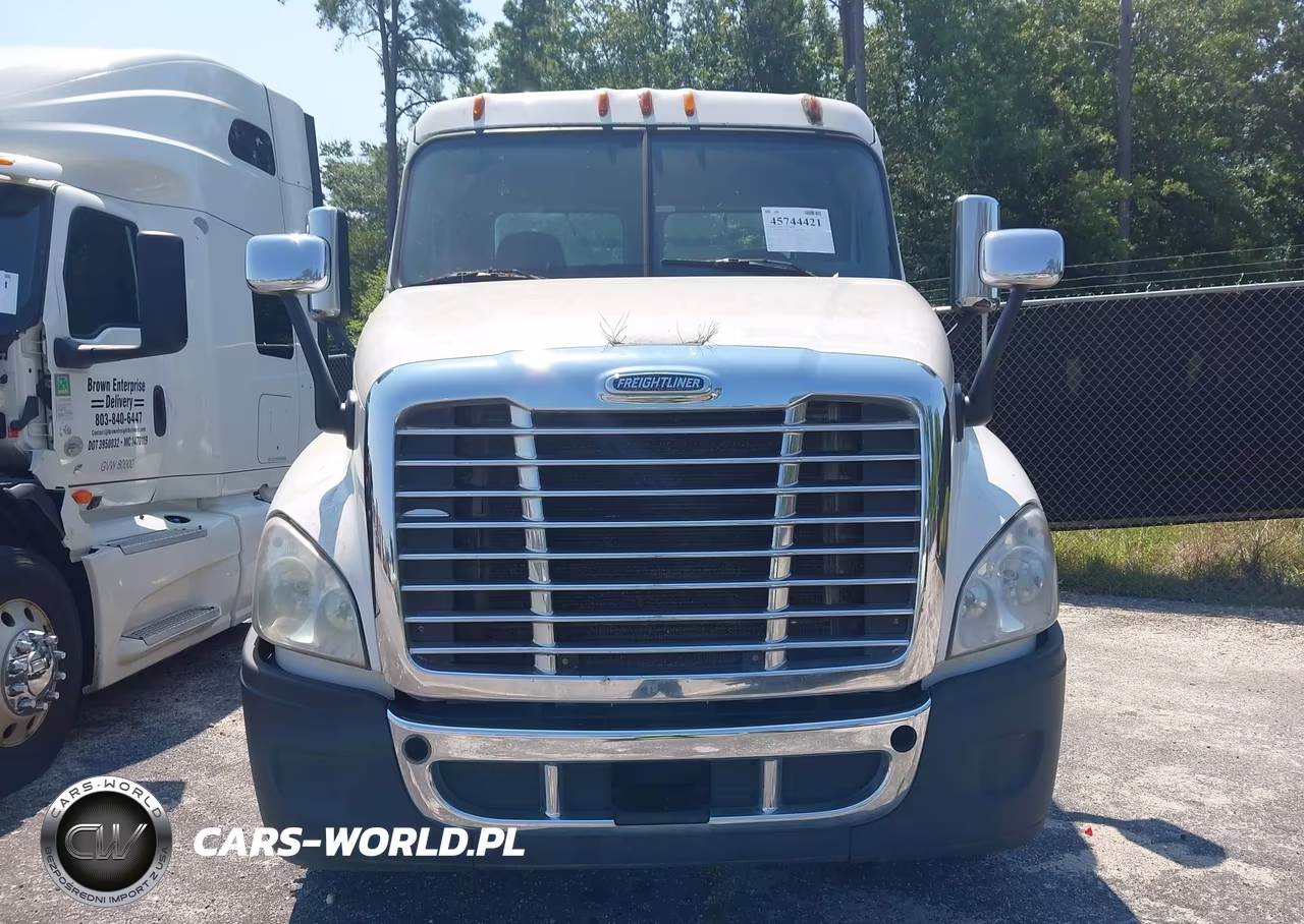 2015 Freightliner Cascadia 125 VIN:3AKJGEDV5FSGL1109 - 12