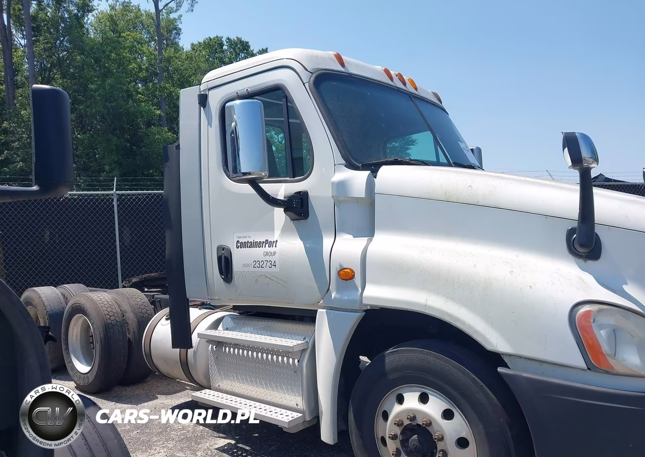 2015 Freightliner Cascadia 125 VIN:3AKJGEDV5FSGL1109 - 13