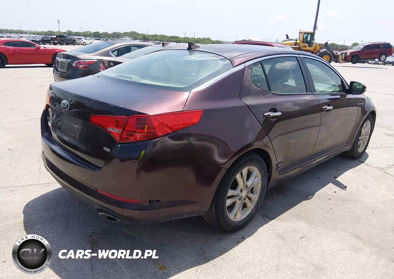2013 Kia Optima Lx VIN:5XXGM4A71DG096036 - 4